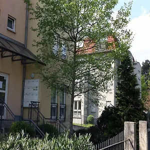 https://fewo-ii-vi-altstadt-am-grossen-garten.dresdenhotels.net