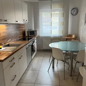  Apartment Home- Business Apartment, Private Parking Free